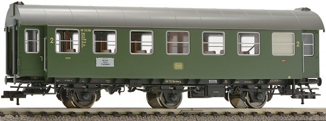 Passenger car 2nd class type B3yg761 with operating tail lights<br /><a href='images/pictures/Fleischmann/229536.jpg' target='_blank'>Full size image</a>